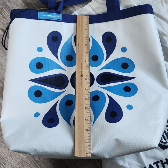 Jonathan Adler White Navy Feather Medallion 2 Sided Beach Talulla Large Tote NWT - Picture 10 of 16